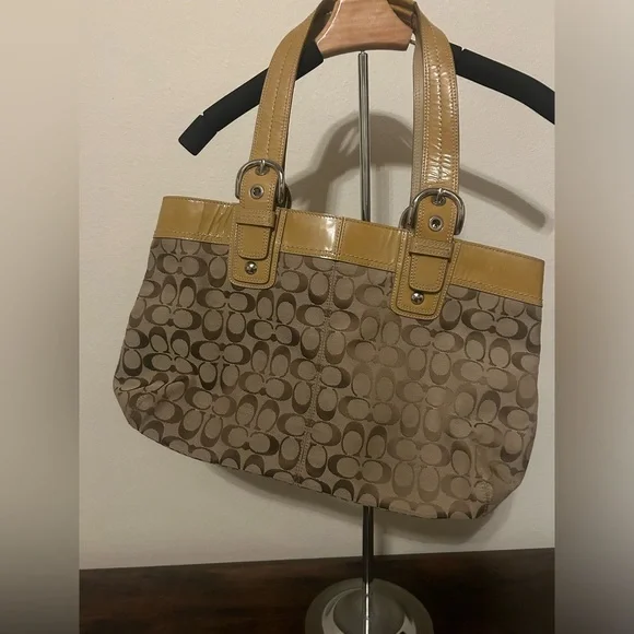 Coach F13743 Soho Pleated Tote Signature C Brown Jacquard Leather Canvas Bag - Picture 2 of 6